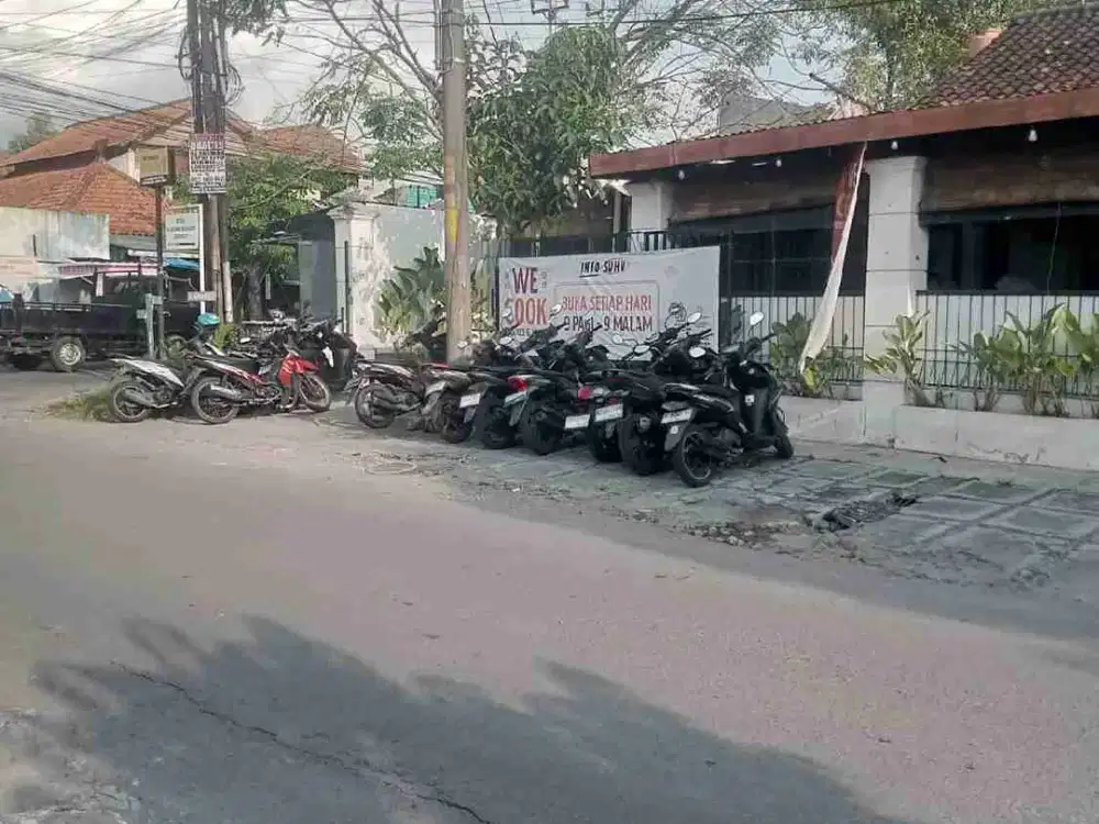 Dijual kost plus tempat usaha karangasem solo