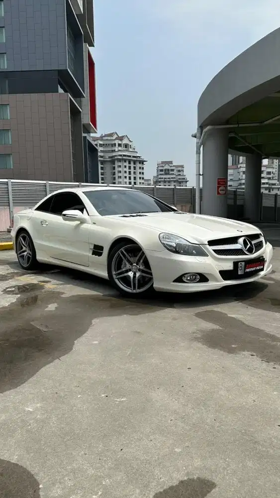 Mercedes Benz SL300 Grand Edition 2011 Antik
