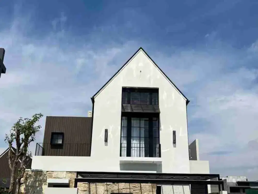 Launching Rumah Premium Dijual Surabaya Barat Kolam Renang Pool