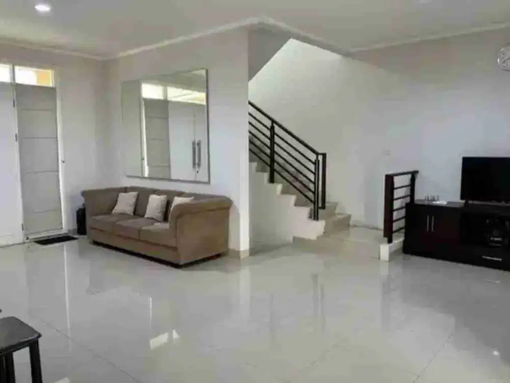 Rumah 2 lantai dalam cluster dekat mall dan sekolah di summarecon bekasi