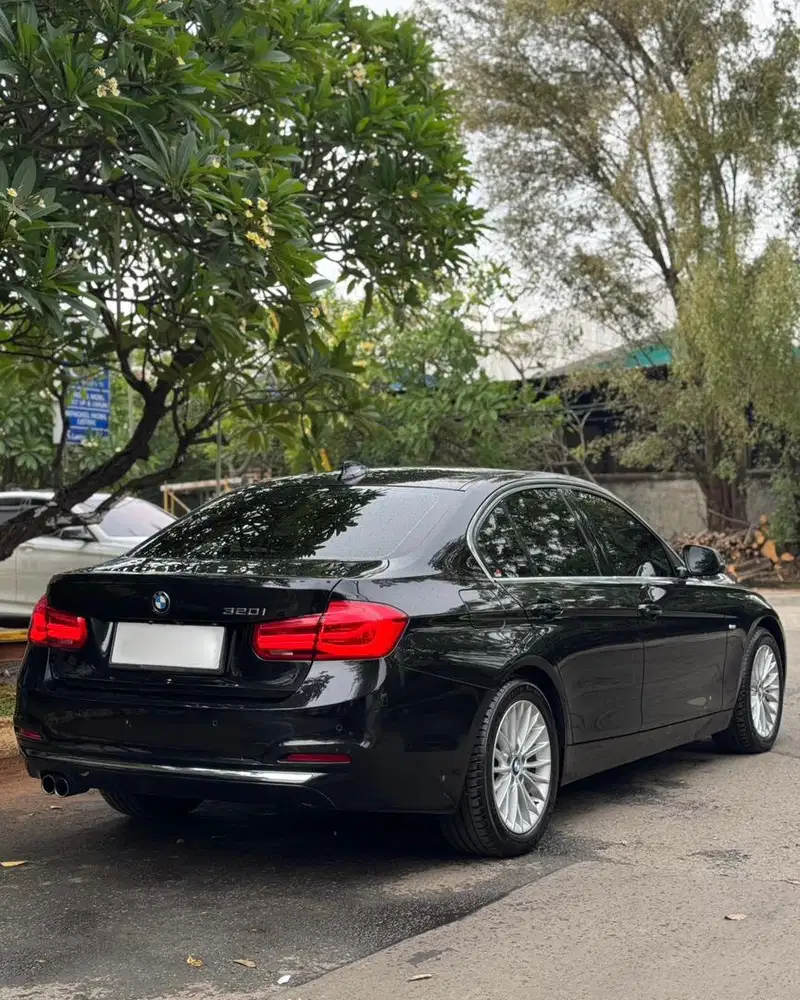ANTIK MURAH BMW F30 320i B48 LCI LUXURY 2018