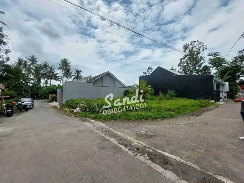 Tanah Pekarangan Hook Luas 232 meter bisa diKavling dkt SMPN 1 Seyegan