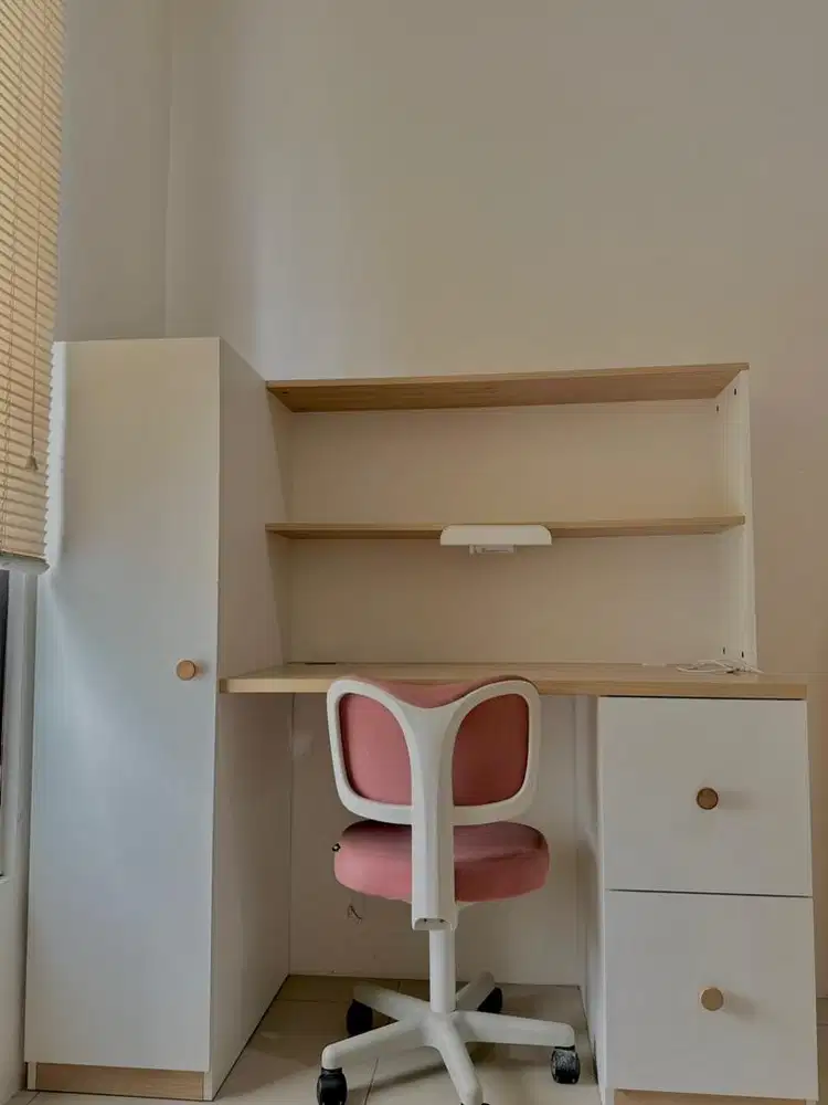 MEJA BELAJAR ANAK INFORMA