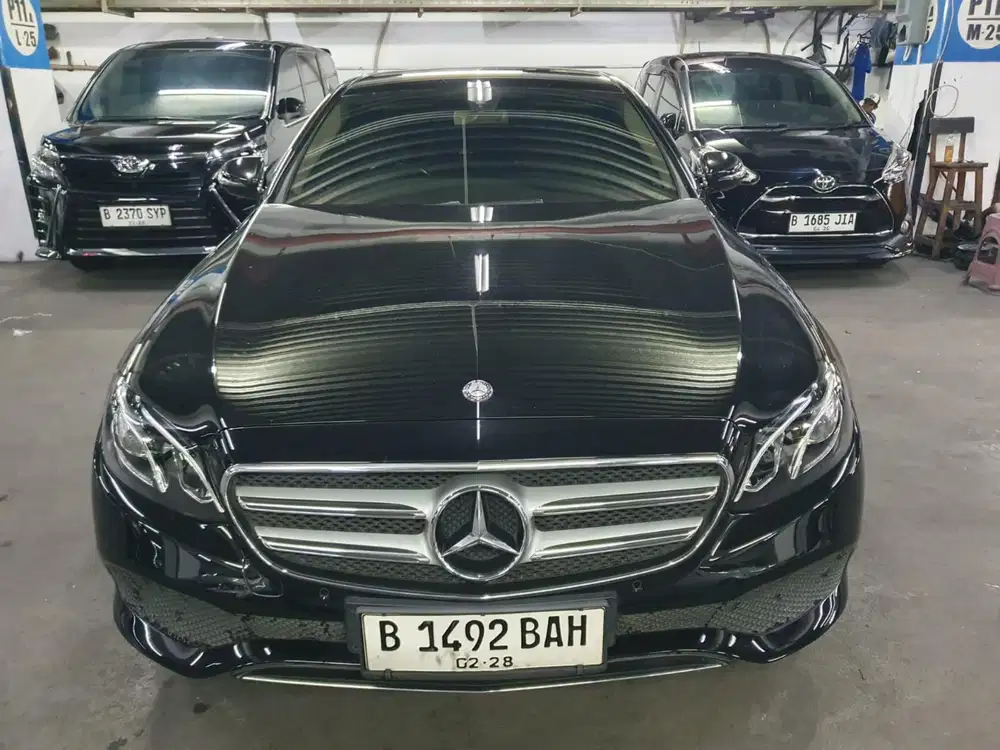 Mercedes Benz E250 2018 FullOriginal SepertiBaru Gresss Istimewa Antik