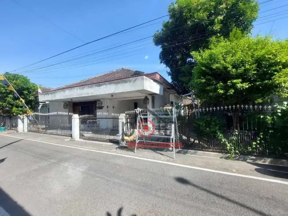 Rumah hitung Tanah di Manahan Sangat Strategis Pusat Kota solo