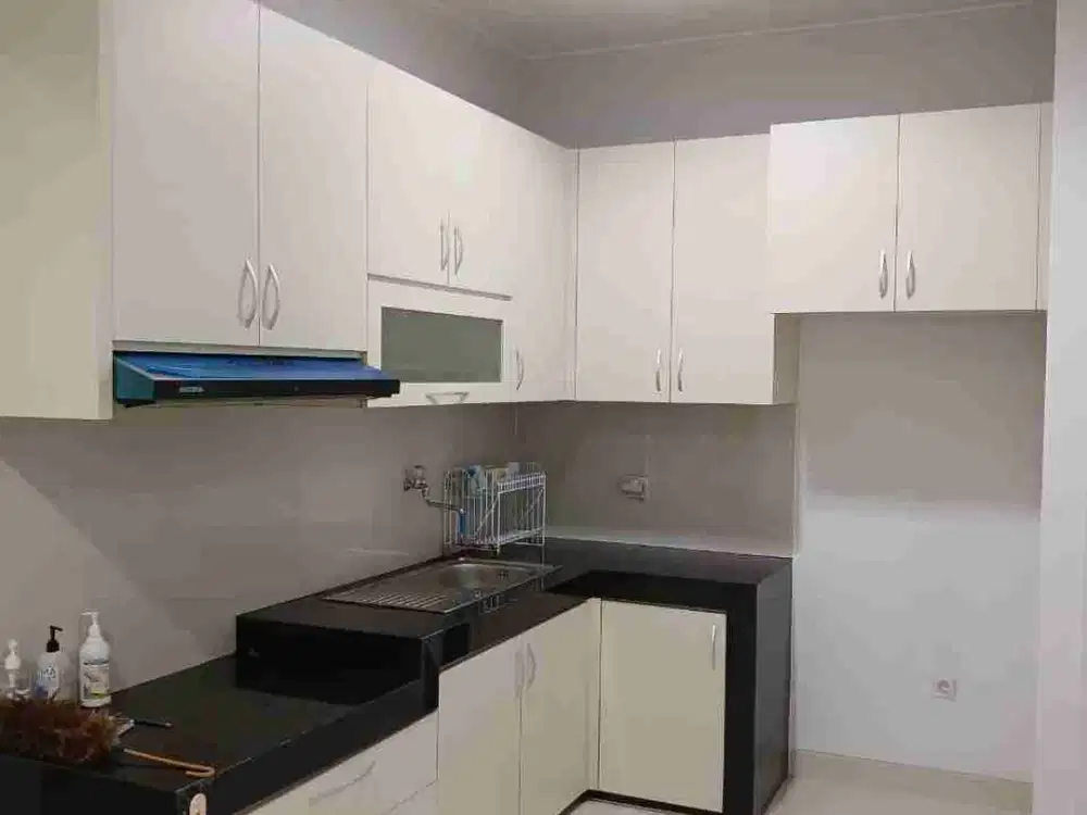 Disewakan rumah golf island sudah terpasang AC siap huni