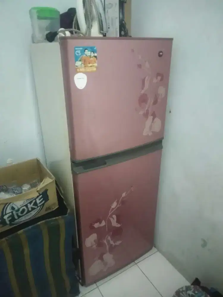 Kulkas Sharp 2 pintu
