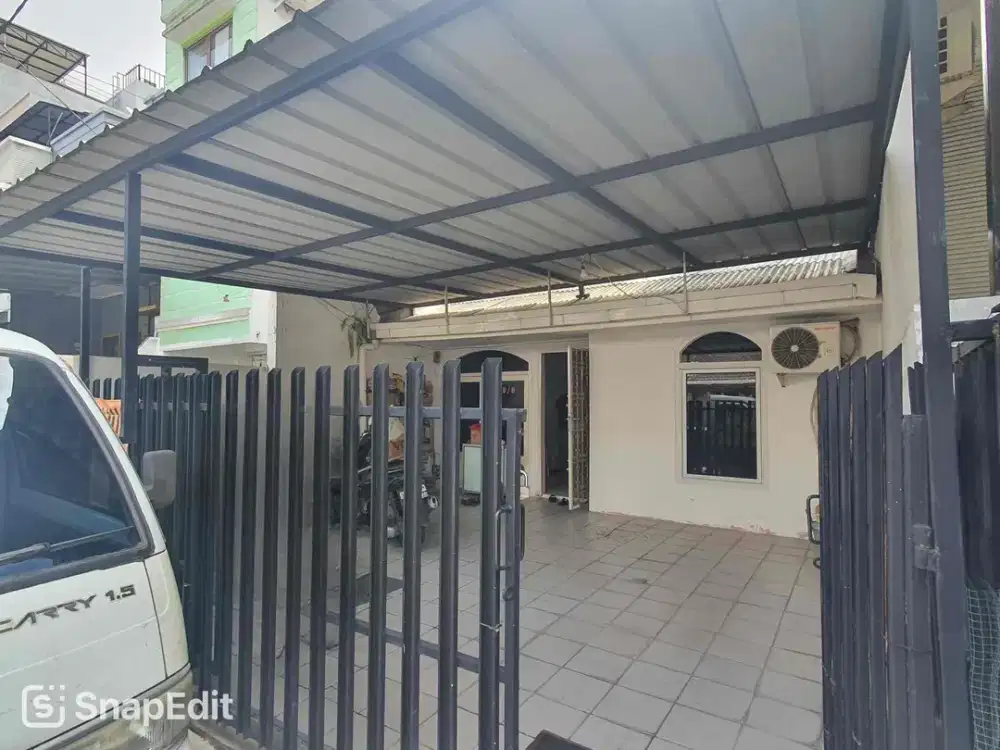 DIJUAL RUMAH KELAPA LILIN