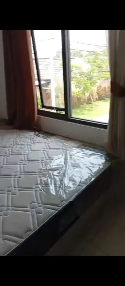 Kost pasutri dan single