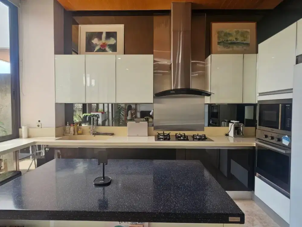 Ampera kemang rumah 3 lantai dekat tb simatupang fasum swimpool