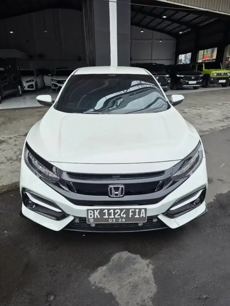 Honda Civic Turbo Hatchback RS AT 2020.