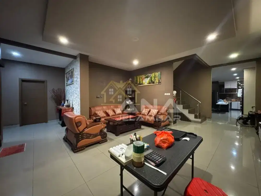 ANA RUMAH MEGAH FURNISHED LT.200M DI TANAH SEREAL