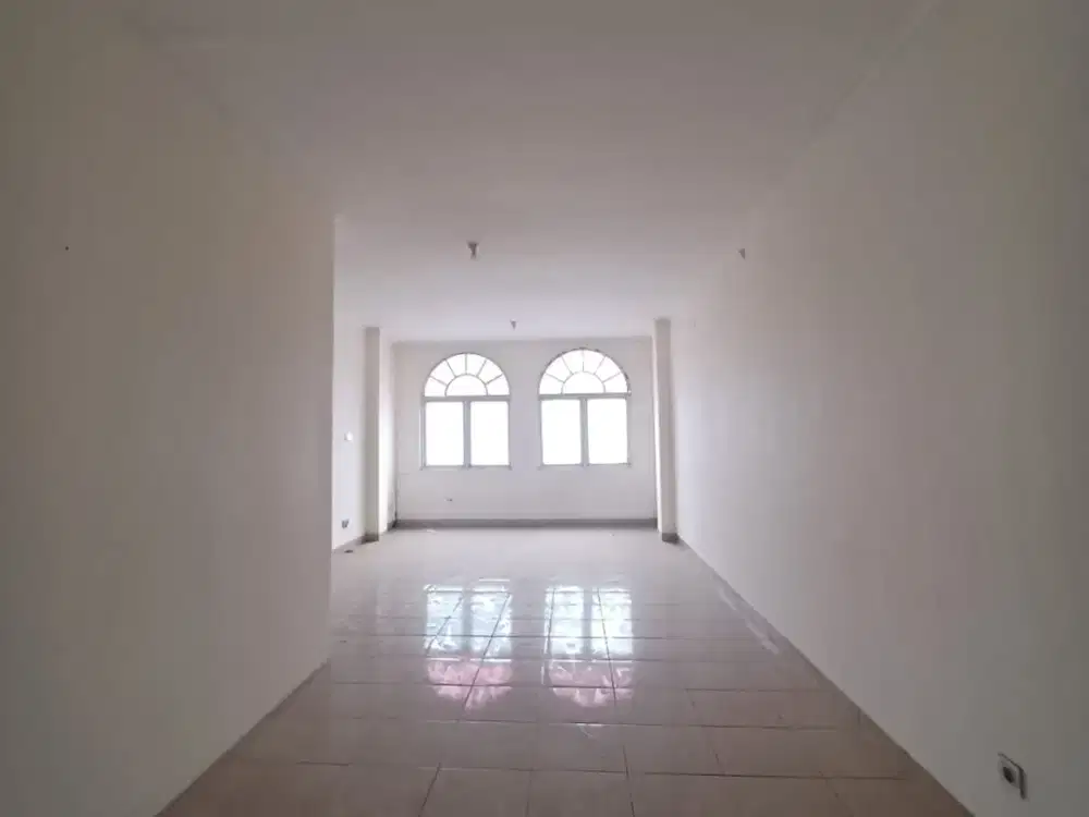 DIJUAL RUKO SERBAGUNA LOKASI AKSES JALAN UTAMA SUDAH HAK MILIK TERMURAH DI ALICANTE GADING SERPONG