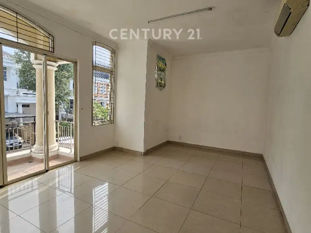 Sewa Rumah Kenari Golf 8x15  Hadap Selatan