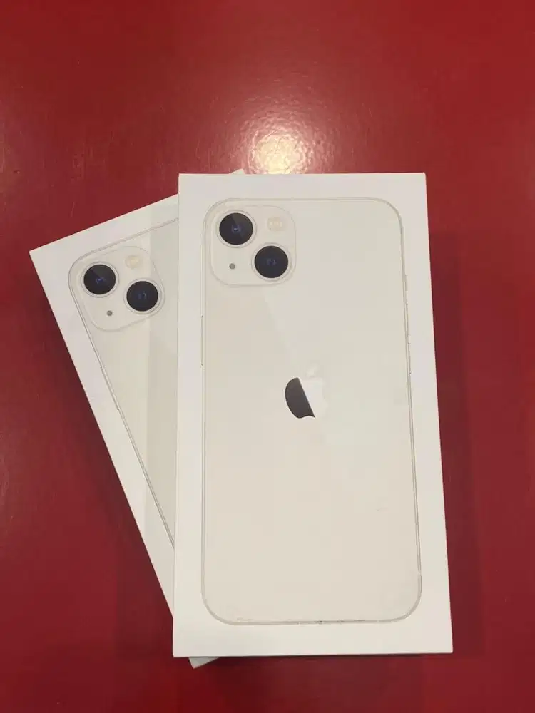 iPhone 13 128GB / Garansi Resmi iBox / TAM - Starlight