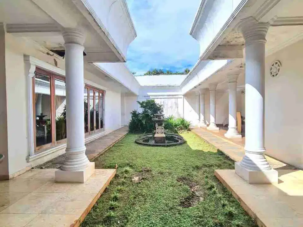 DIJUAL RUMAH LUAS TERAWAT PINGGIR JALAN RAYA COCOK UNTUK USAHA DI VETERAN BINTARO  JAKSEL