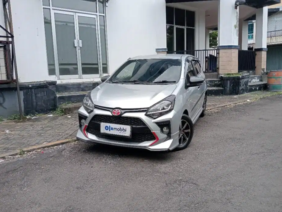 Like New - TOYOTA AGYA 1.2 G TRD SPORTIVO BENSIN A/T 2020 SILVER
