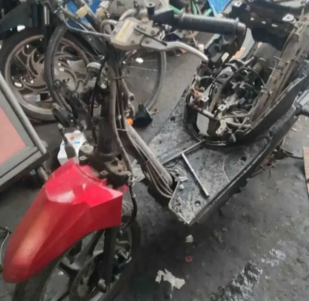 dibutuhkan mekanik bengkel motor khusus Banda aceh