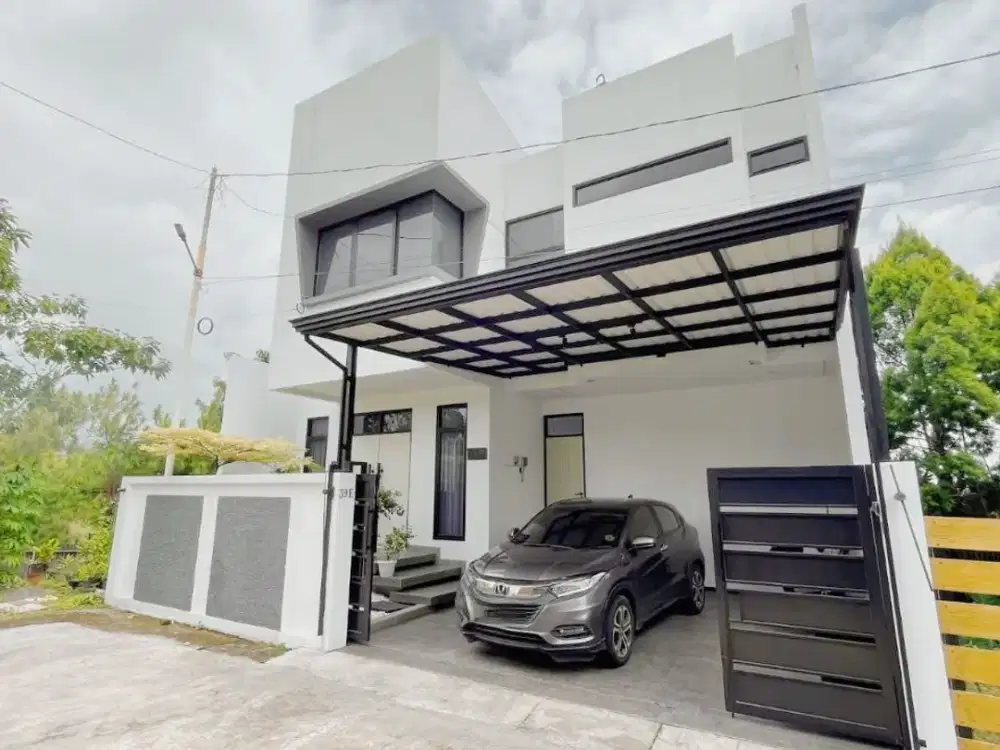 Jual Cepat Rumah 3 Lantai di Dekat Polban, Dekat Gerlong