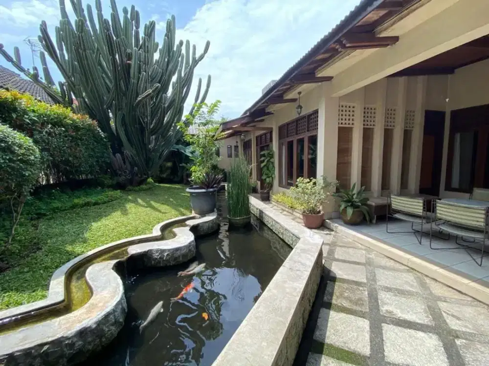 Rumah Lux Taman Cantik Di Geger Kalong Setiabudhi Bandung