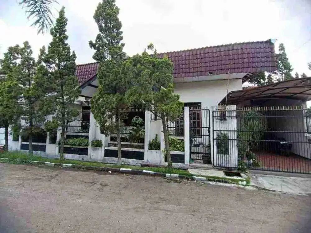 Rumah Lama Minimalis Sanggaar Hurip Soekarno Hatta Dkt Margahayu Raya