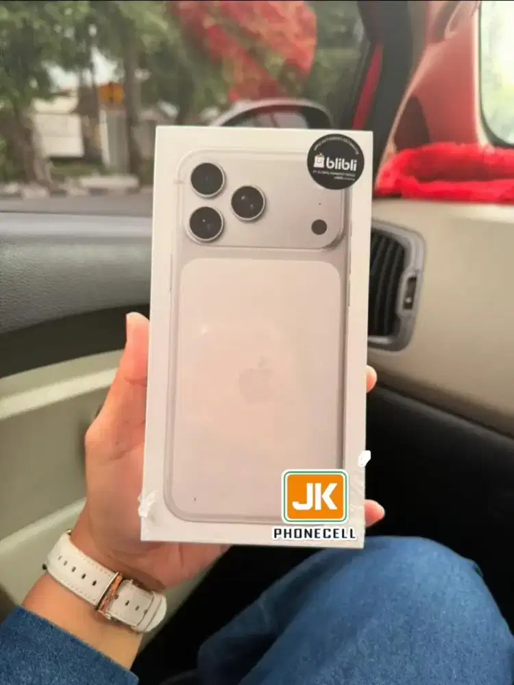 iPhone 17 Pro max Silver New ibox