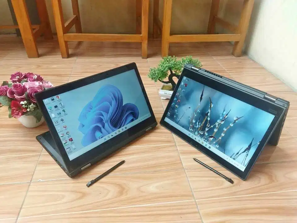 Laptop 2 in 1 Lenovo Yoga Core i5 RAM 16GB SSD 256GB Touchscreen