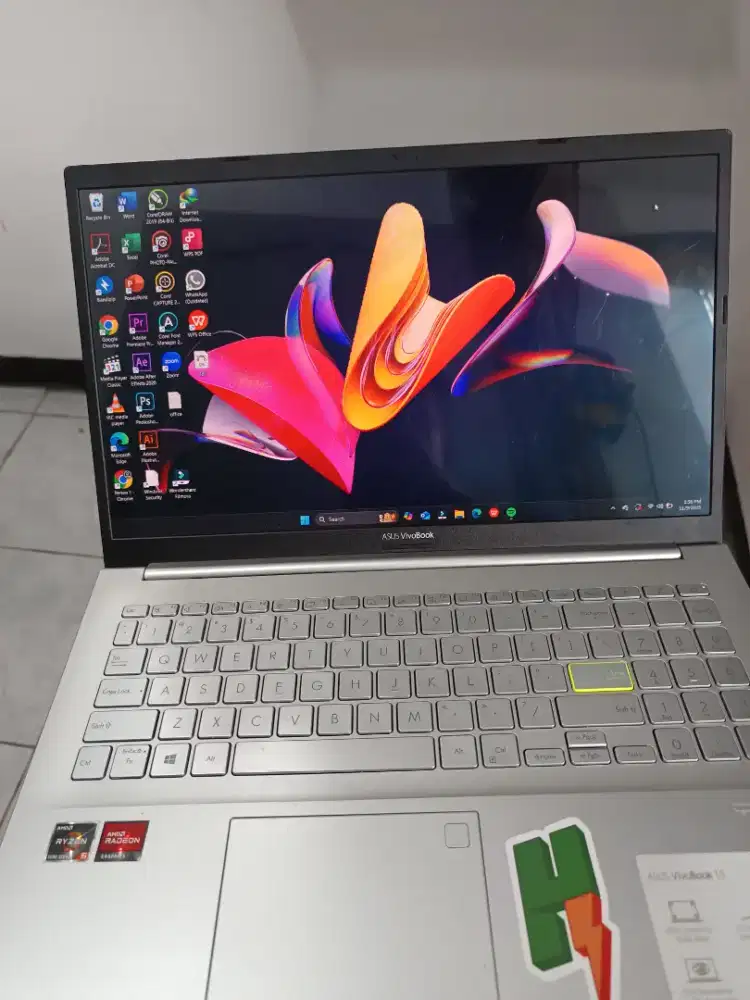 Dijual laptop asus vivobook 15 M513U