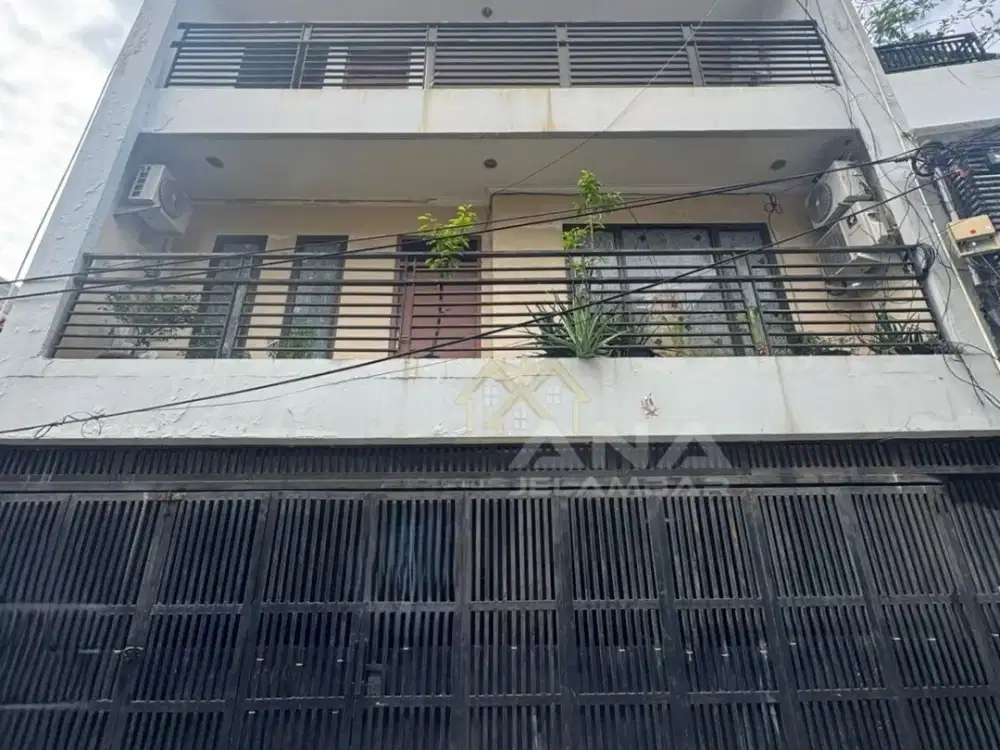 ANA RUMAH UK 8X12M DI KARANG ANYAR JAKARTA PUSAT