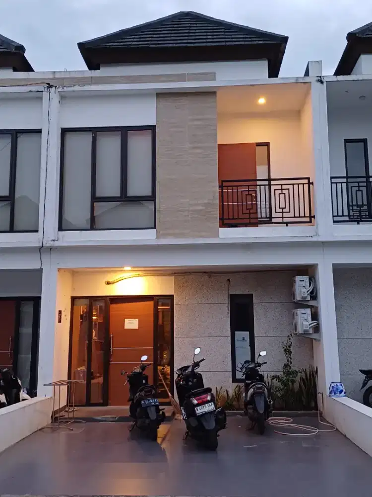 Rumah Dijual di Cibubur deket Stasiun LRT Harjamukti