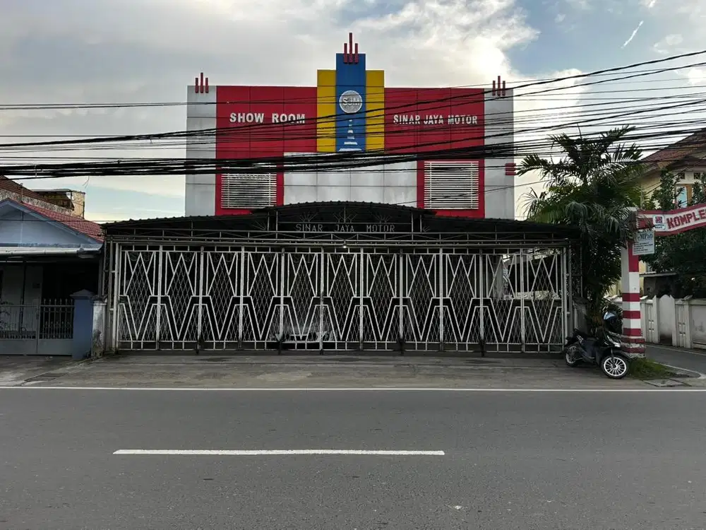 Disewakan Ruko 3 Pintu Showroom Kerjasama usaha bagi hasil