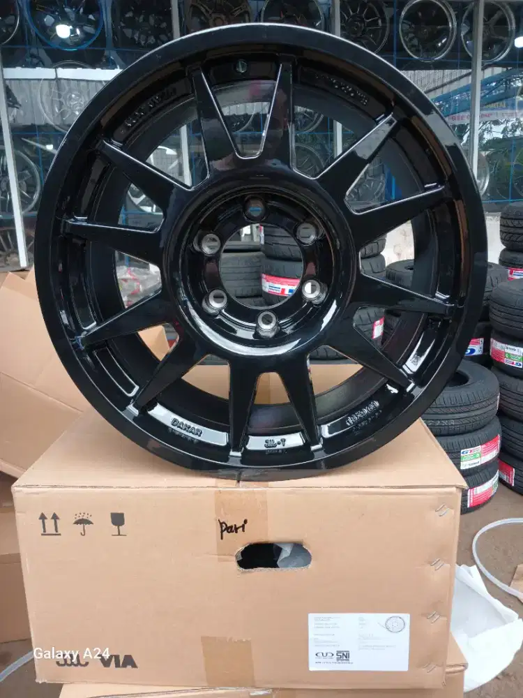 Fondmetal Evocorse ring 18x9 6x139,7 ET 15 pajero fortuner 4pcs