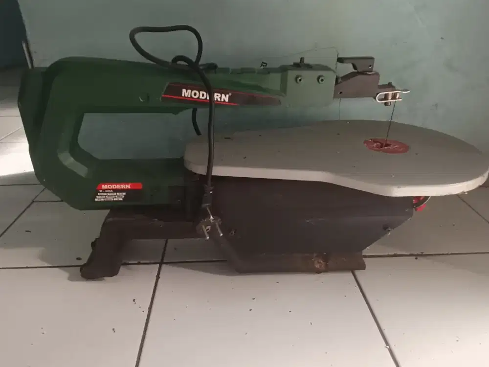Mesin scroll saw merk modern