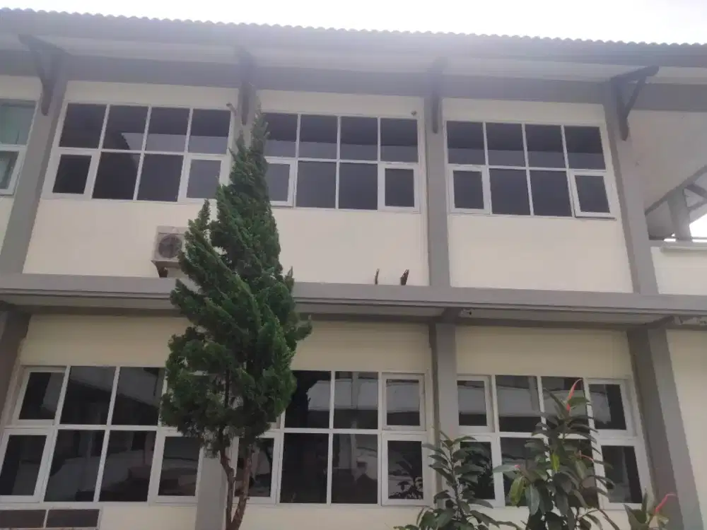 Sedia pasang kaca film dan sticker kaca es sunblast berbagai warna