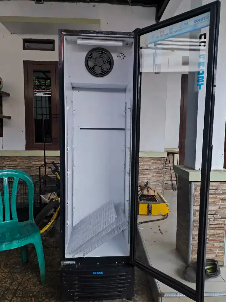 Showcase Steko 5 Rak