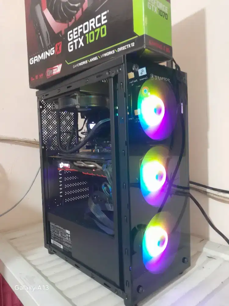 Komputer Gaming/Editing Video