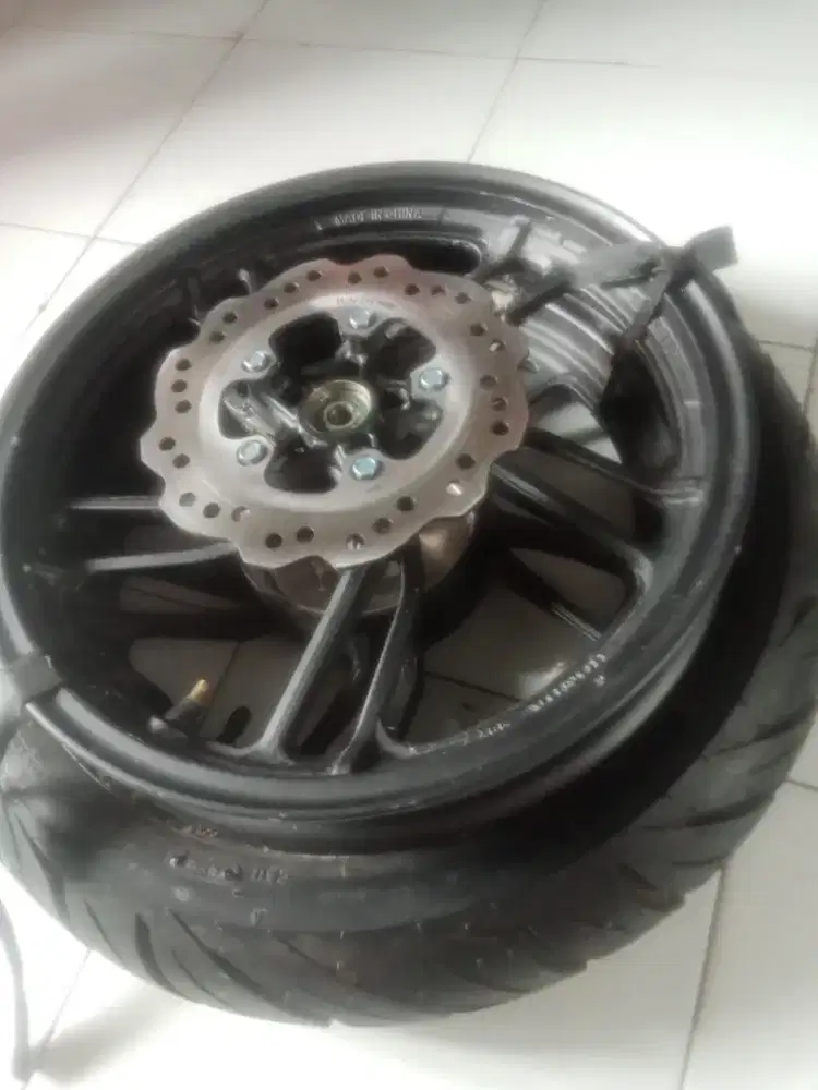 Velg Vario new 125 dan ban belakang