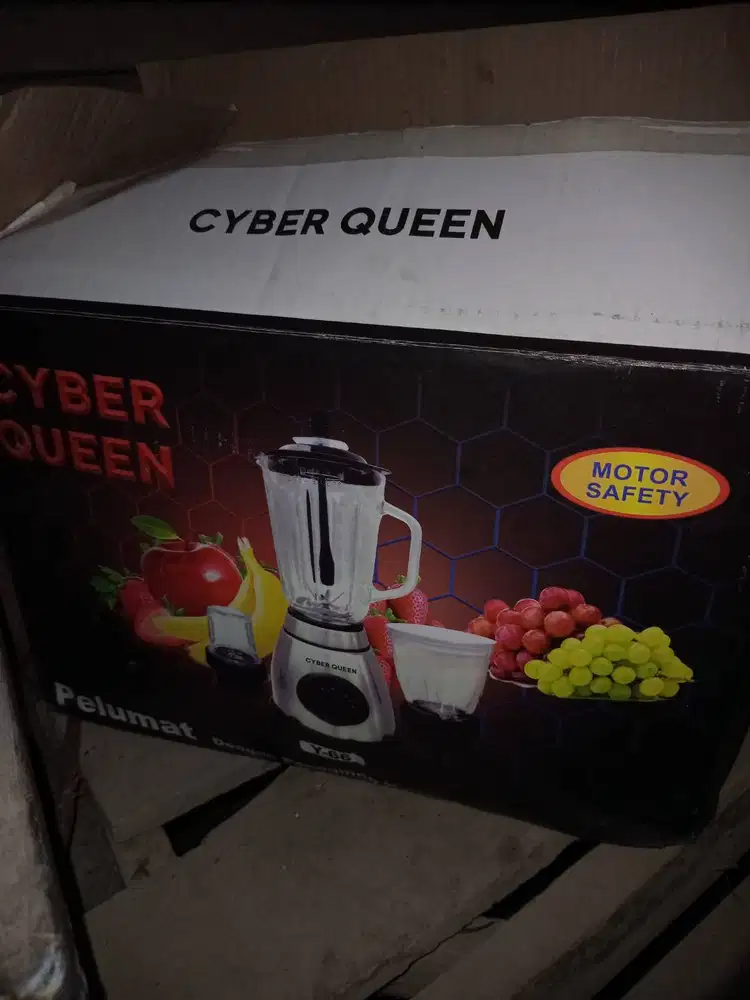 Baru di pakai 2 kali blender 3 in