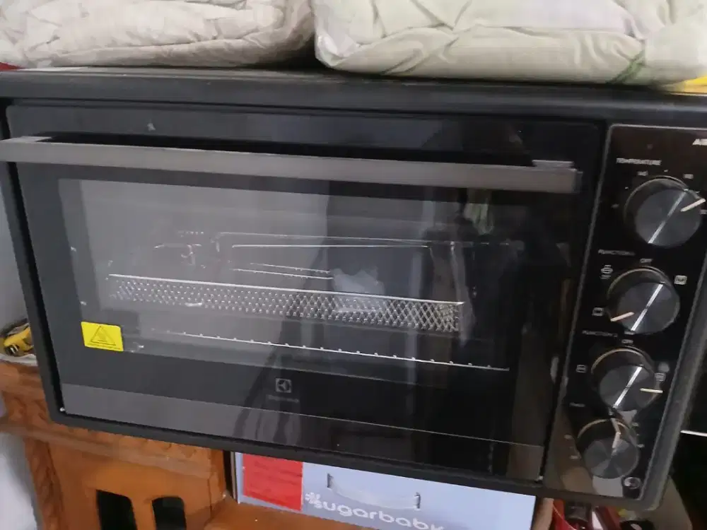 Jual oven merk elextrolux