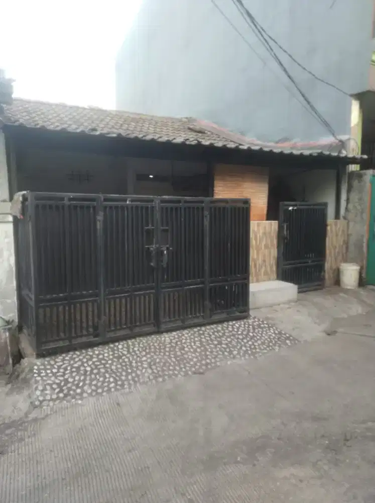 Di Jual Rumah Tingga di Wisma Jaya, Bekasi Timur