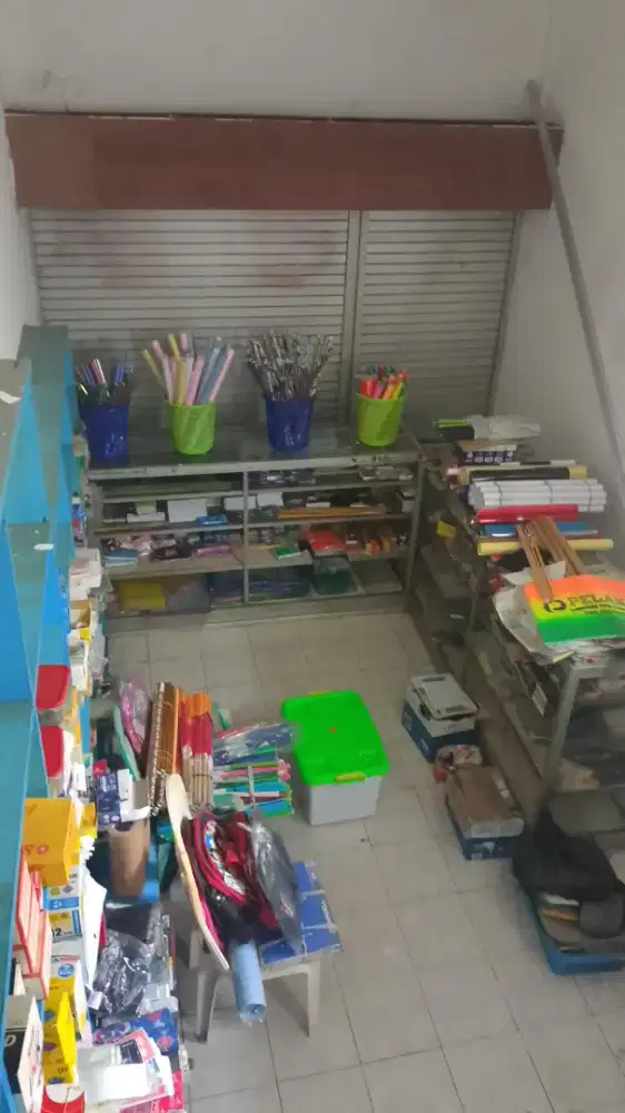 Dijual semua barang alat tulis+2etalase