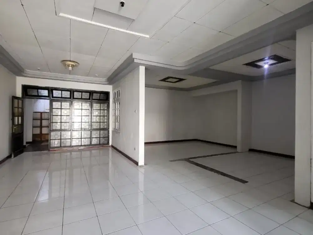 Rumah Cocok Usaha di Mainroad Sukanagara Antapani