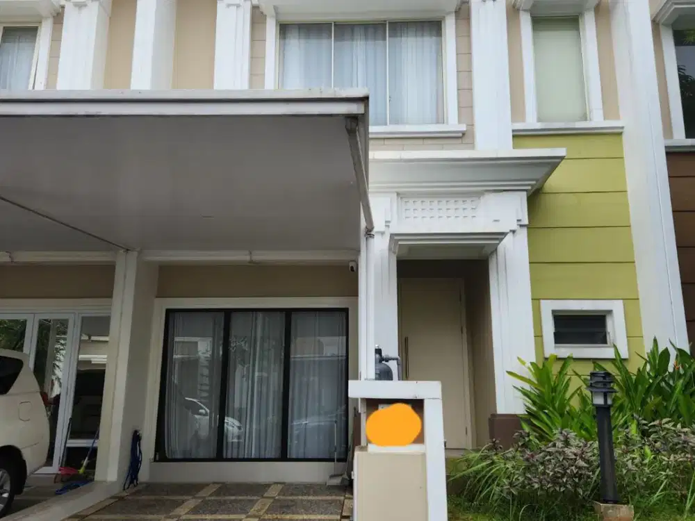 Rumah 2 lantai 4 kamar furnish siap huni di Flamingo