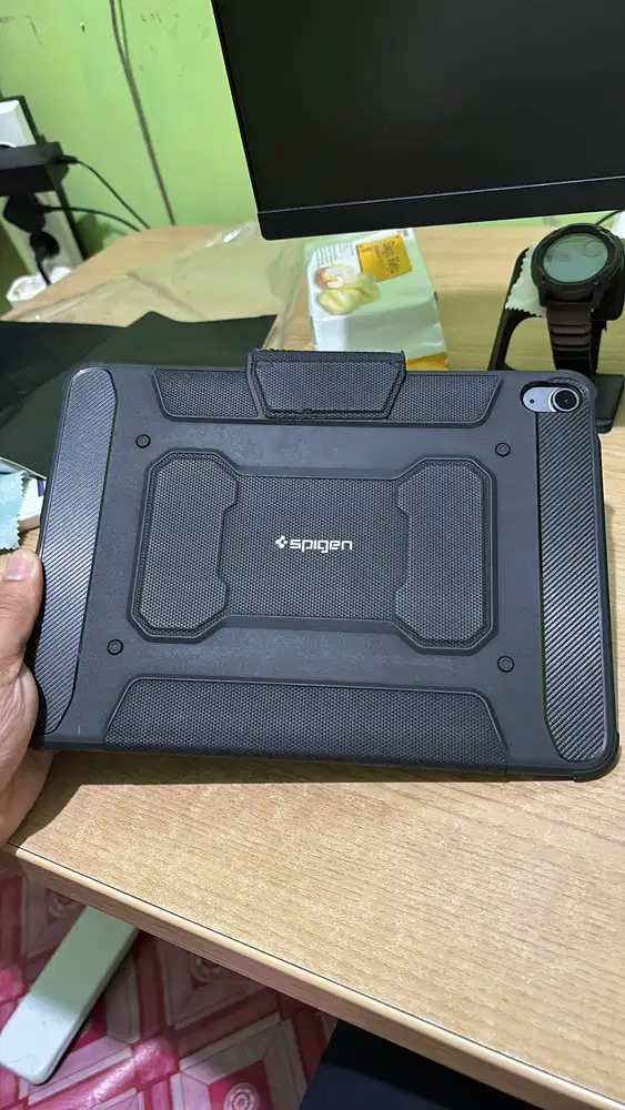 Case Spigen Rugged Armor Pro Series untuk Ipad Air 11inch