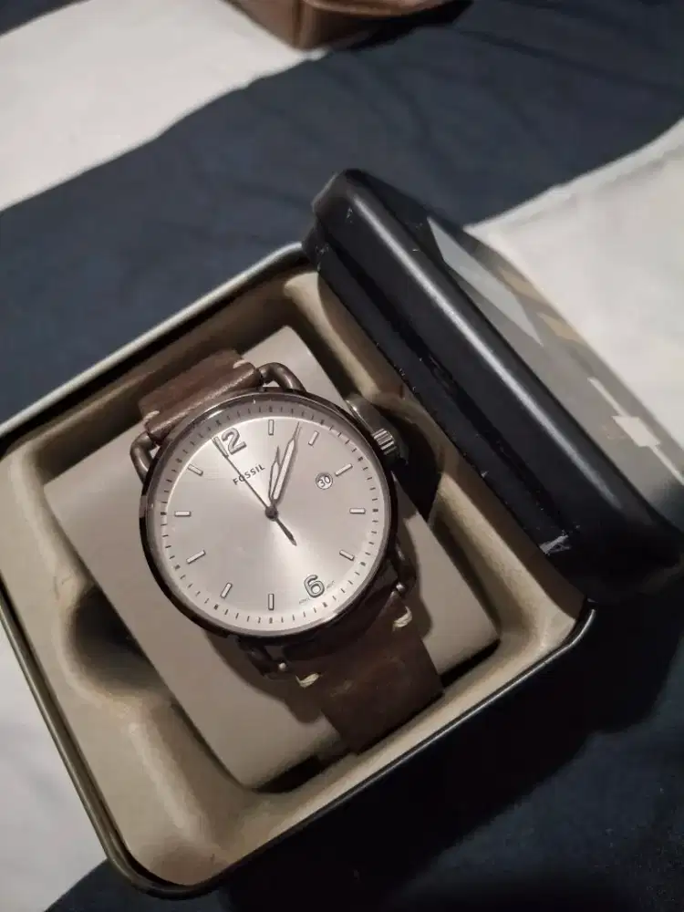 Jam tangan fosil 100% asli