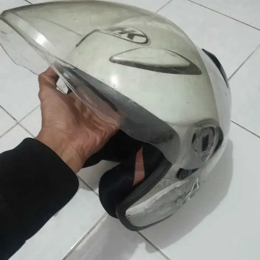 Helm nhk r6 size m