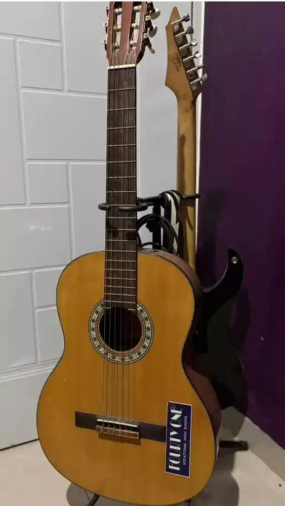 Gitar / Guitar Akustik Antonio Ramirez