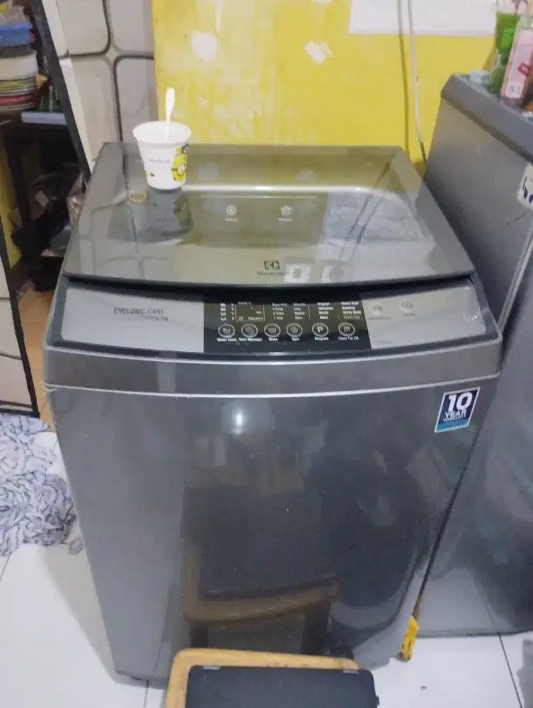 Mesin cuci electrolux | Nego