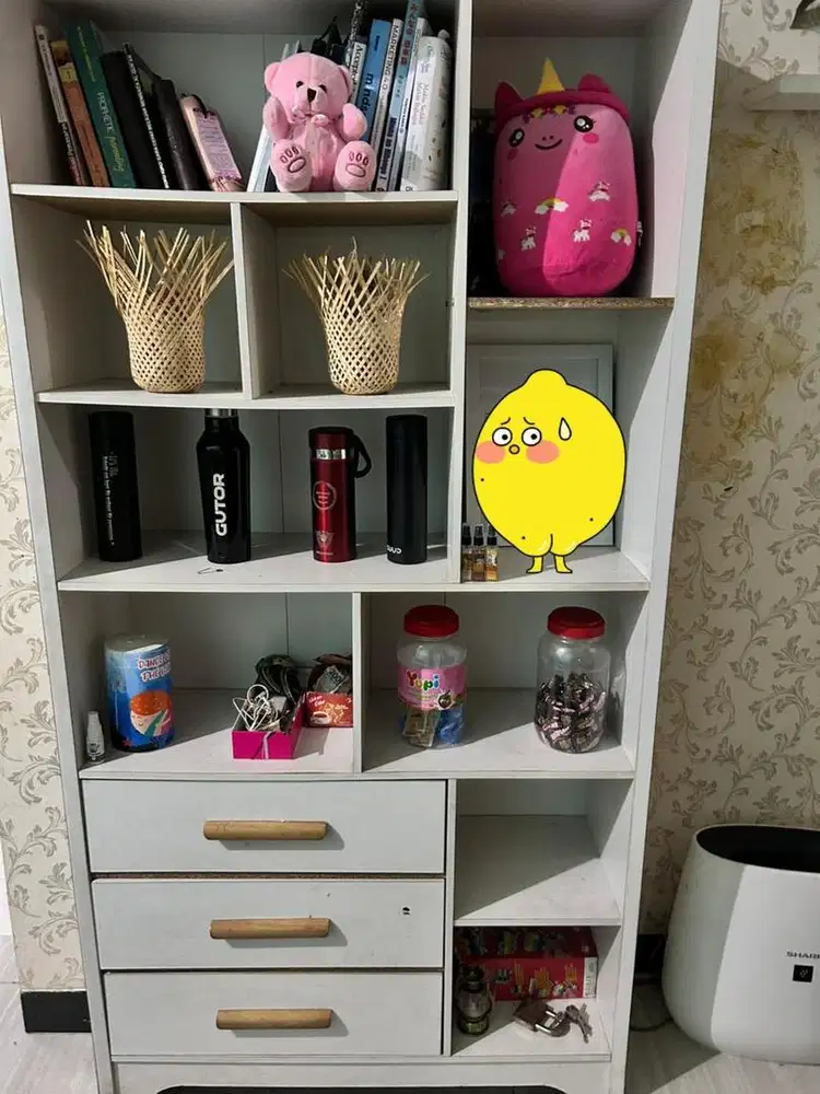 Lemari pajangan kayu 2 pcs