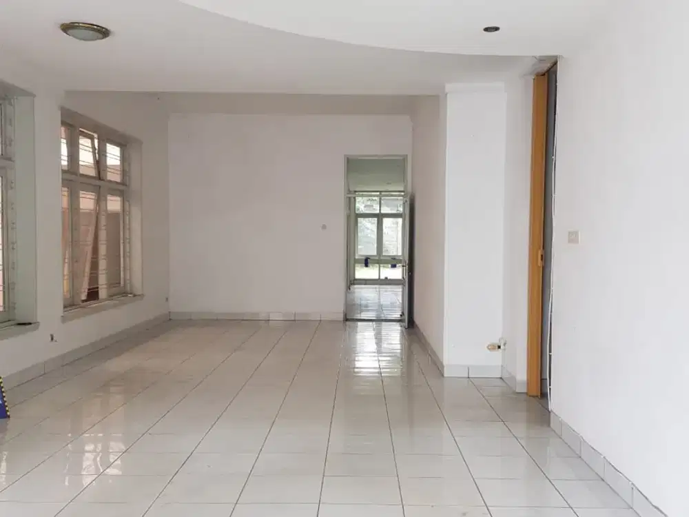 DISEWAKAN RUMAH DI SAYAP PASIRKALIKI PUSAT KOTA BANDUNG